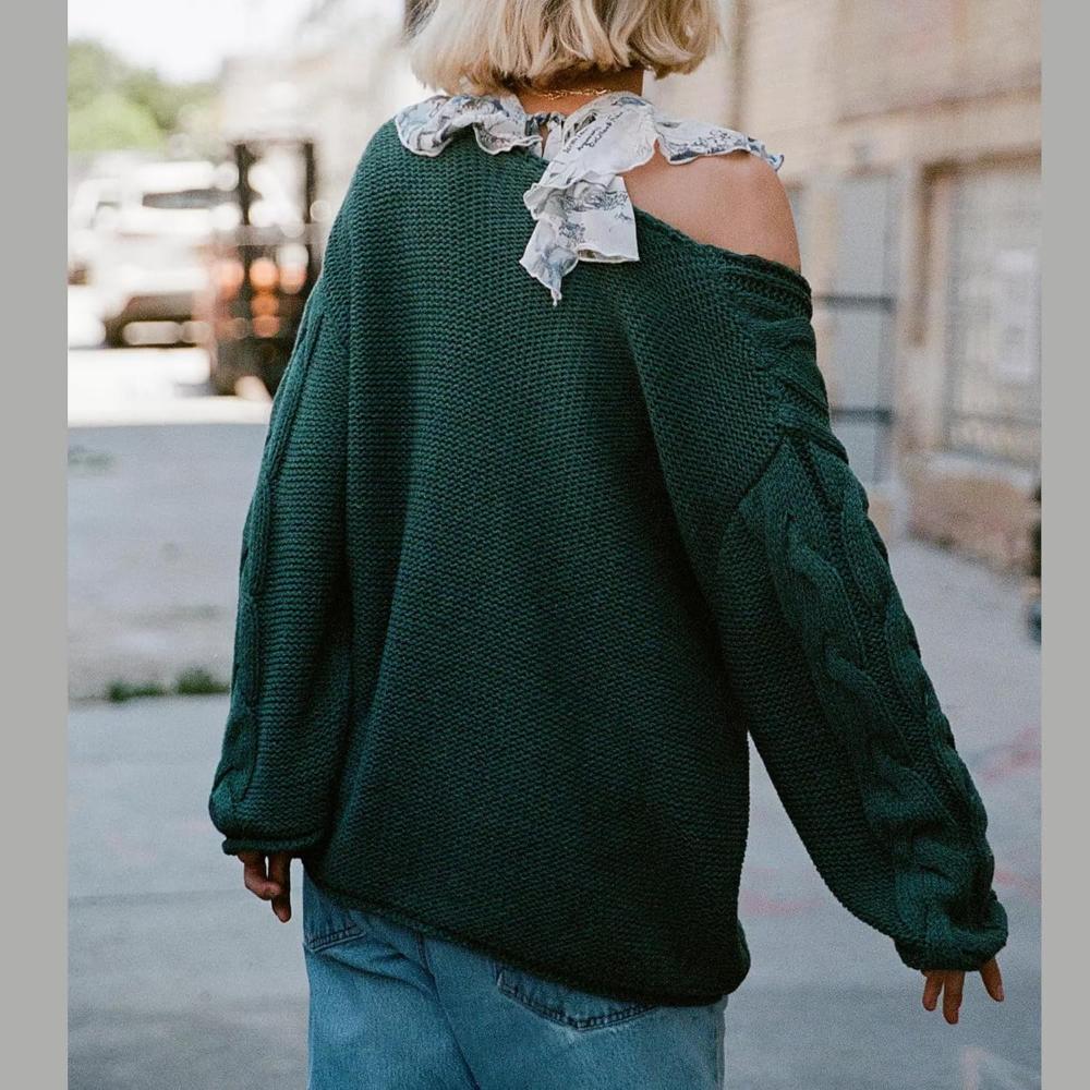 Oversized Cable Knit Pullover With Textured Design - Image 10