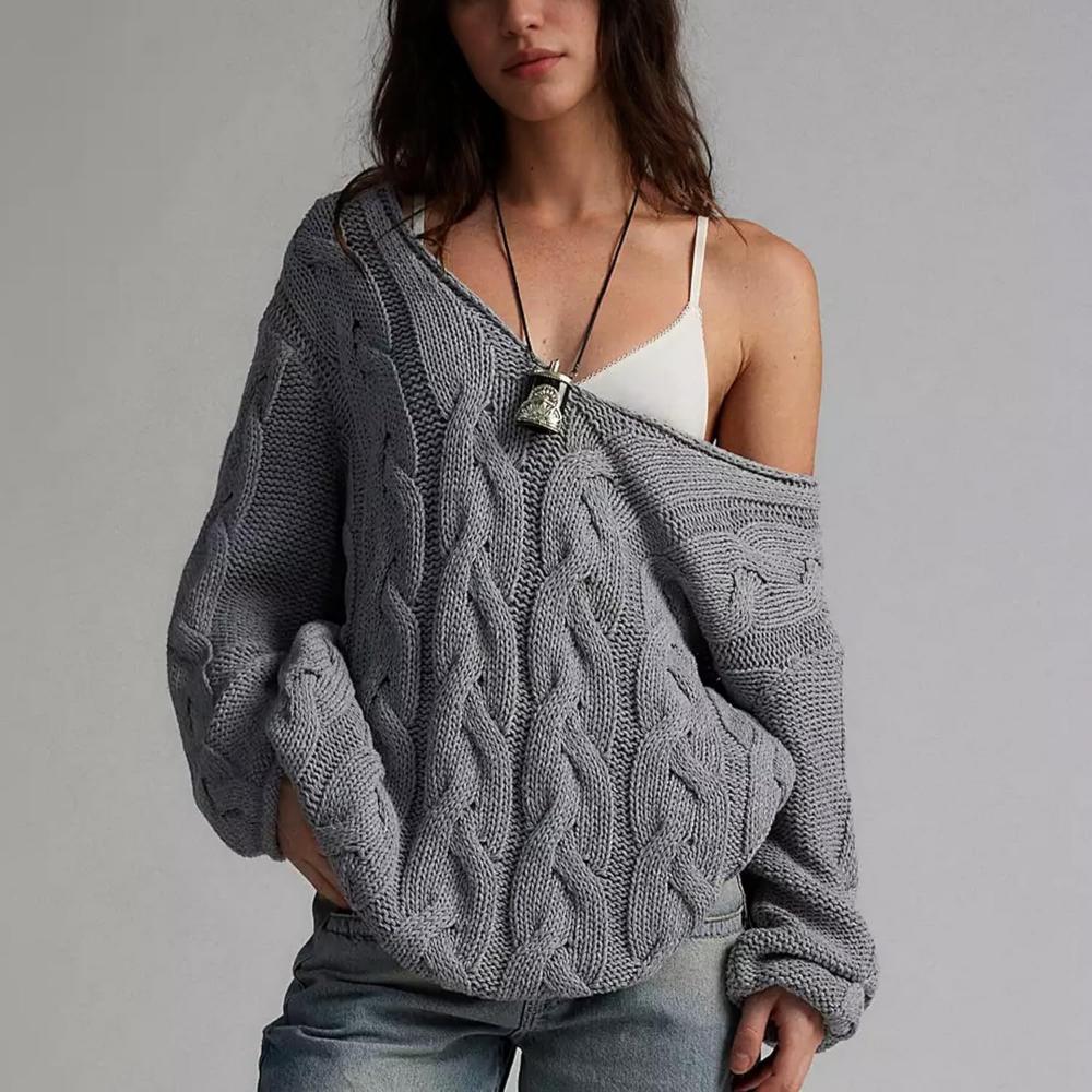 Oversized Cable Knit Pullover With Textured Design - Image 12