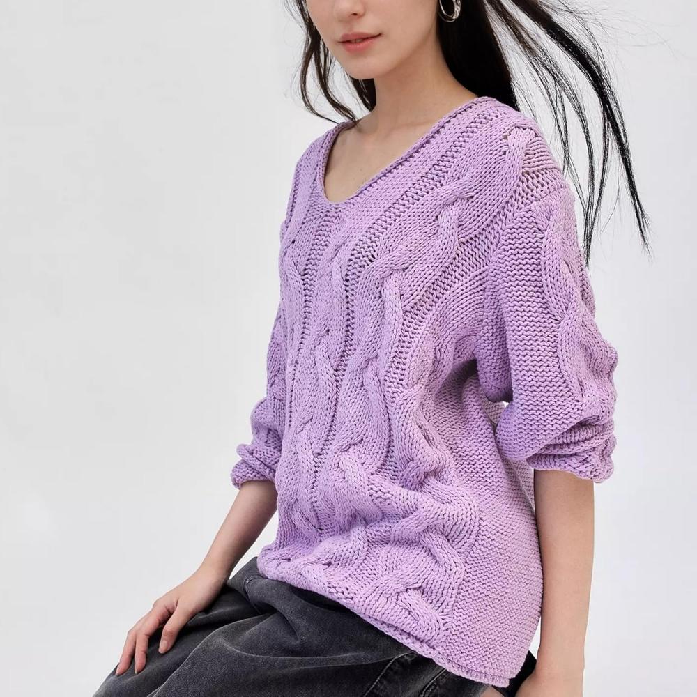 Oversized Cable Knit Pullover With Textured Design - Image 7
